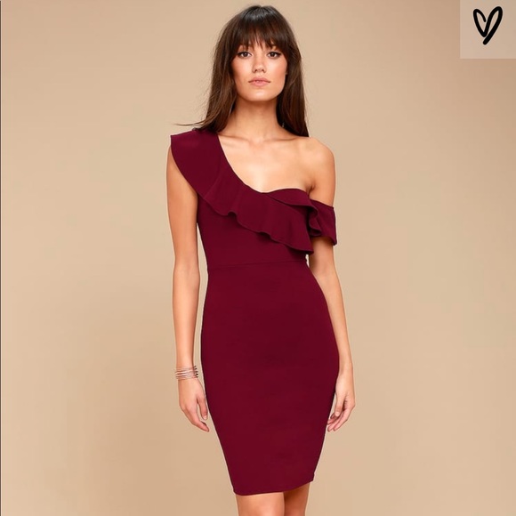 Lulus Dresses & Skirts - Lulus Off the Beat Burgundy Off Shoulder Bodycon